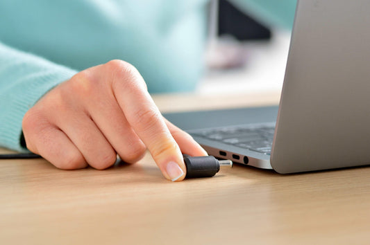 Reparatii Mufa Alimentare Laptop